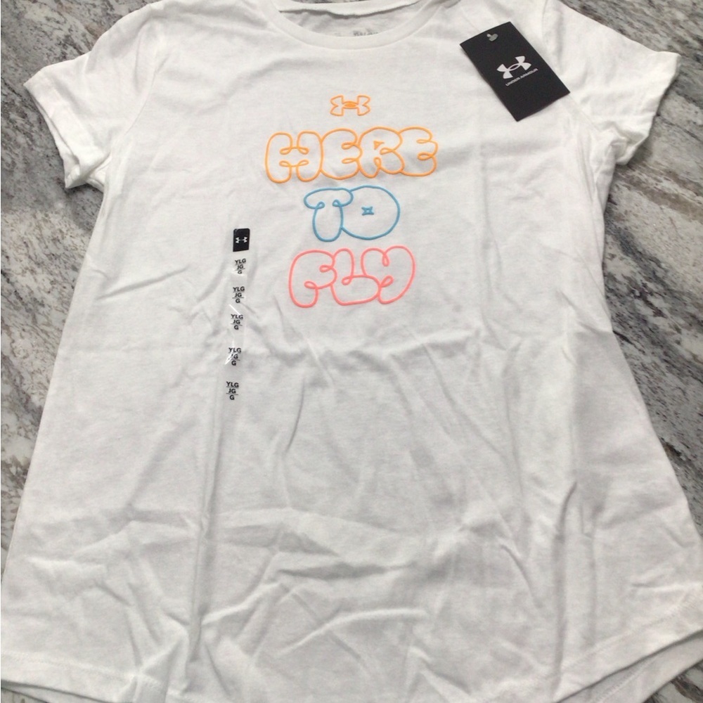 Girl’s Under Armour T-Shirt Large